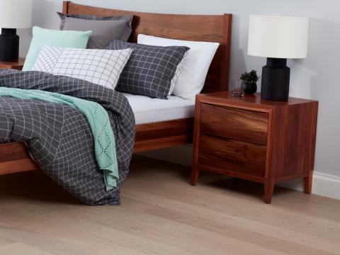 Bolton Bedside