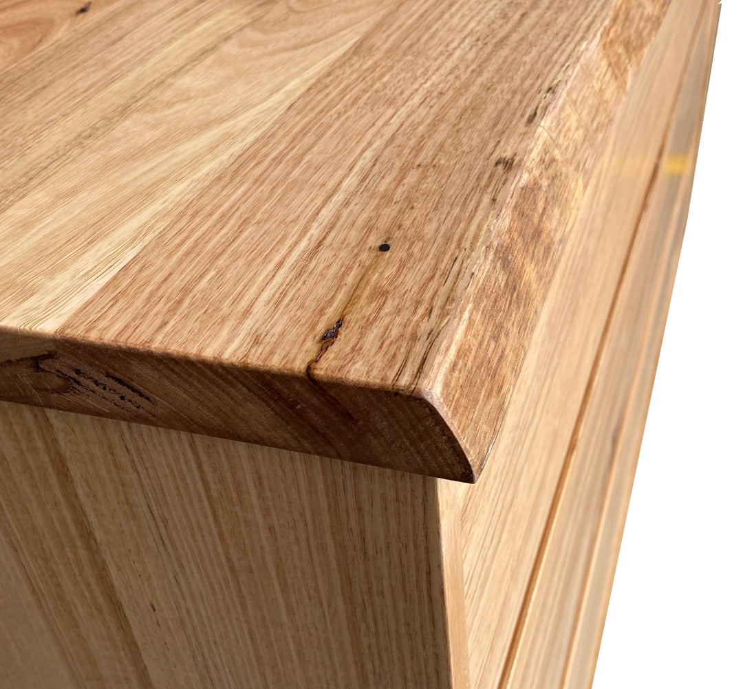 Licola Dresser Base