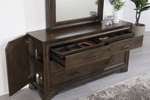 Loxton Dresser and Mirror – Bevmarks