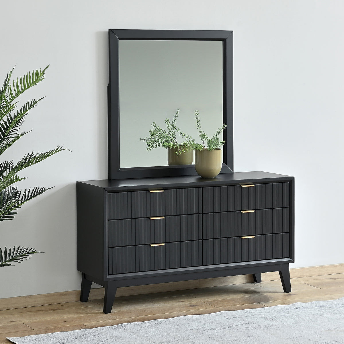 Parker Dresser base in black – Bevmarks